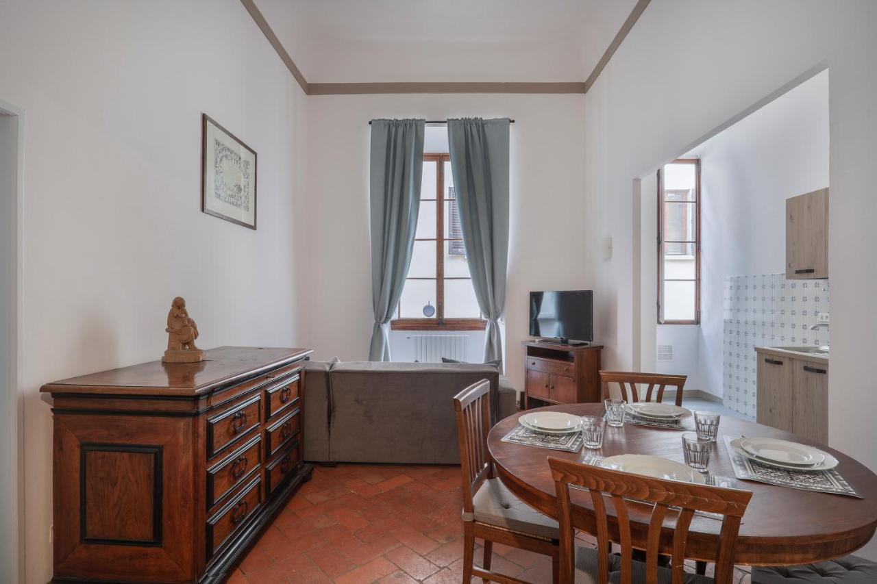 In Florence's Heart: Via Delle Seggiole