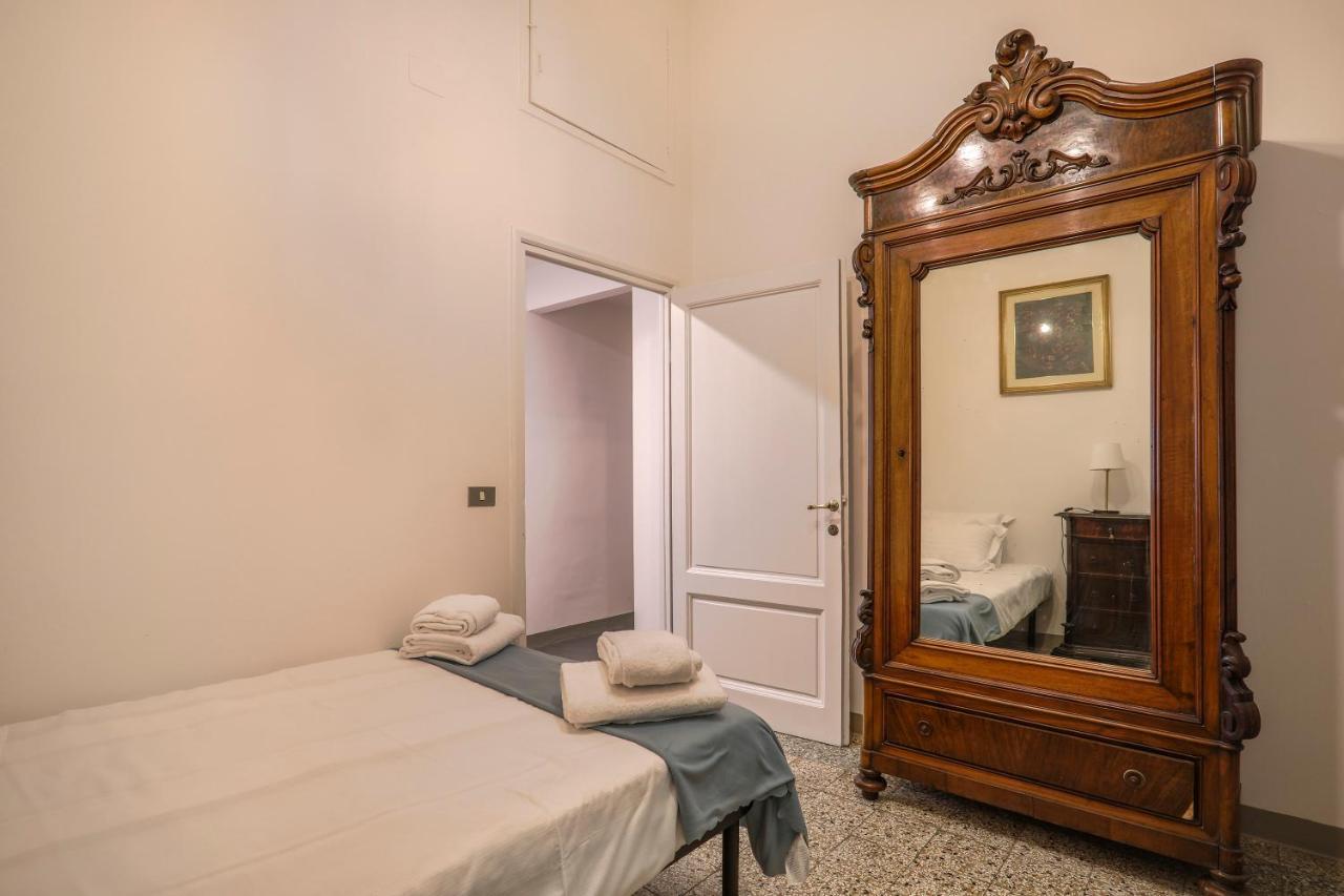 In Florence's Heart: Via Delle Seggiole *
